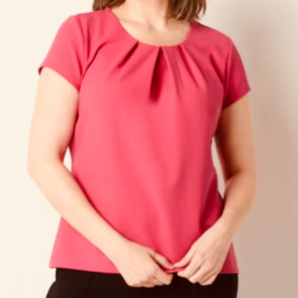 NEW! Liz Claiborne Rapture Rose Blouse Small $32 Round‎ Neck Short Sleeve